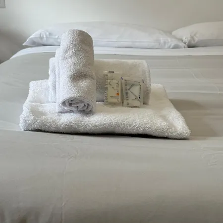 Cerreto Housing Bed & Breakfast Rome