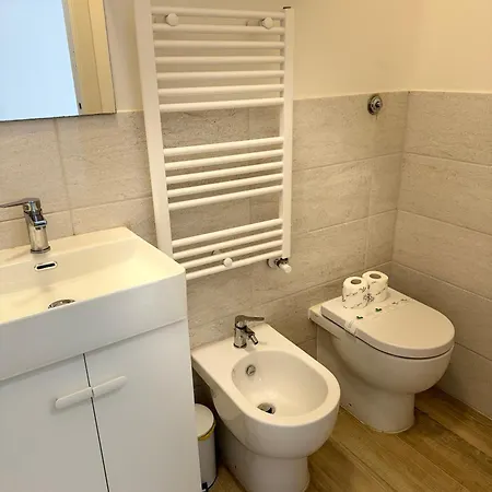Cerreto Housing Bed & Breakfast Rome