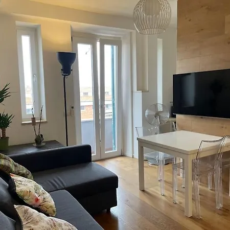 Apartment Delizioso - Vicino Metro A Rome