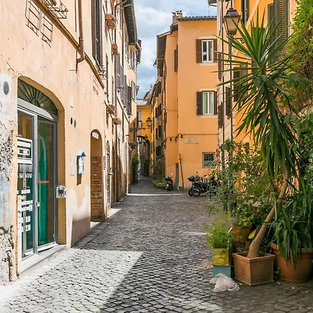 R.c. Cappellari Charming Campo De Fiori Rome