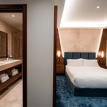 Via Veneto Hotel 5*