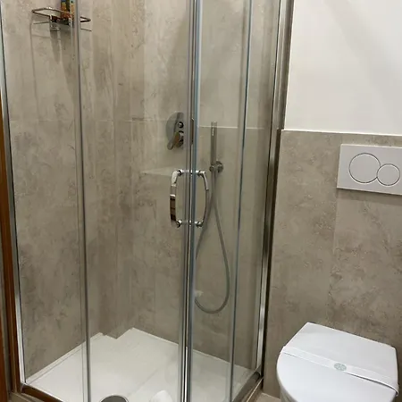 Appartamento Garden Tuscolana - 200 Meters From The Metro Station Roma