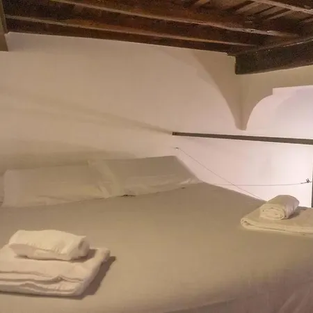 Apartment Domus Reginella, Nella Zona Piu Richiesta Di Rome