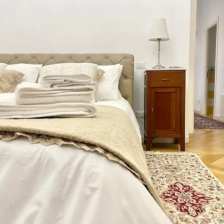 Apartamento Domus Alba Mantua Roma