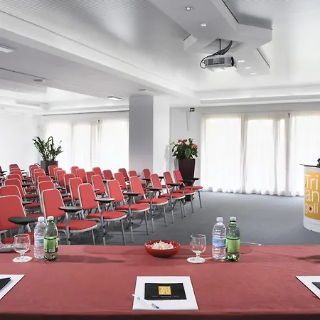 Hotel Western I Triangoli 4*