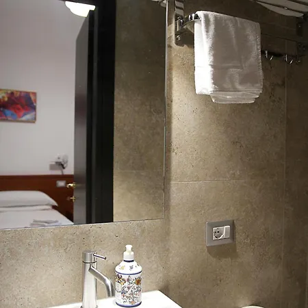 Principe Powered By Joyful Guest house