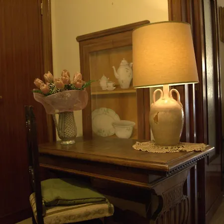 All'ombra Di San Pietro Bed & Breakfast Rome