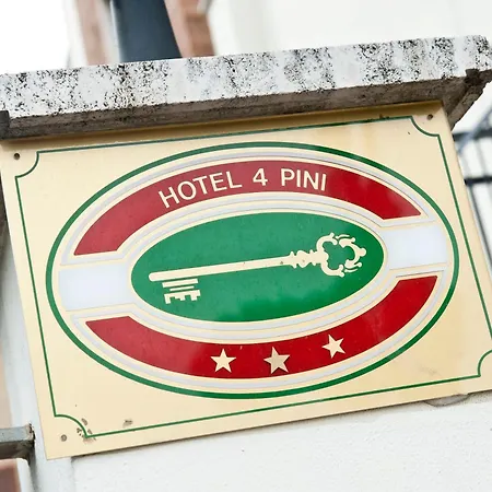 4 Pini Rome
