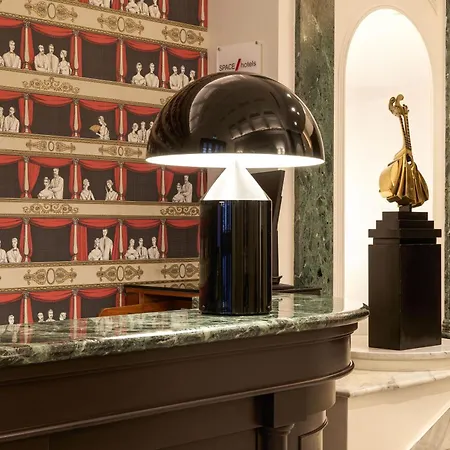 Mascagni Luxury Rooms&suites Hotel 4*