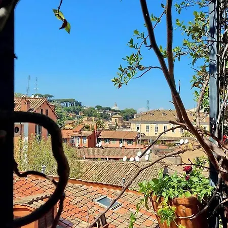 Spectacular Luxury Flat In Trastevere