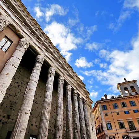 Pantheon Stylish Attic Rome