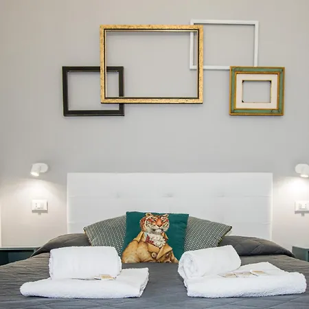 23 Guest house