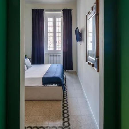 Altair Guest house *