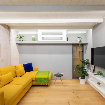 Iflat Glass And Stone Loft Apartment *