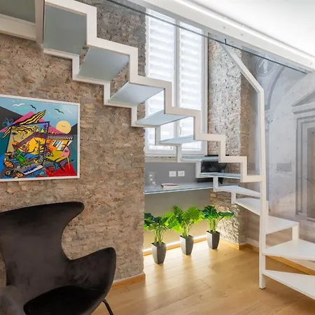 Iflat Glass And Stone Loft Apartment *