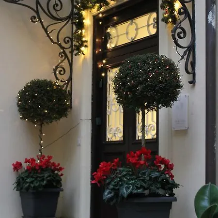 Guest house Little Rose