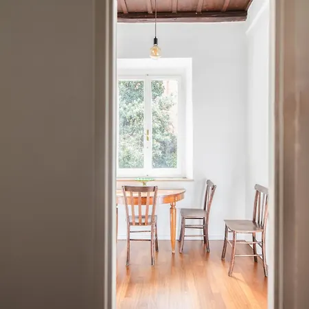 Dadi Monti Apartment Rome