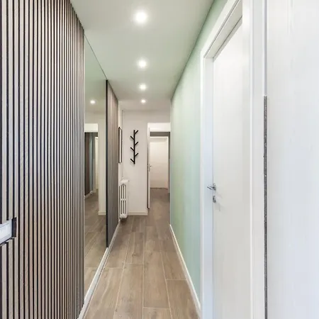 Hostly-colorhome Midtown * Roma