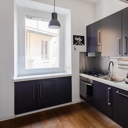 2 Bedrooms Flat Near Via Veneto * Rome