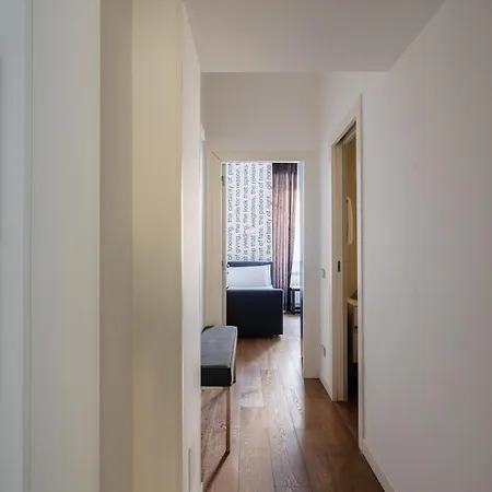 2 Bedrooms Flat Near Via Veneto *