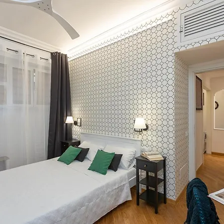 Khris - Trastevere Parini Apartment