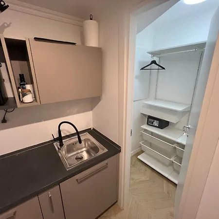 Luxury Blue Suites- Imperial Rome