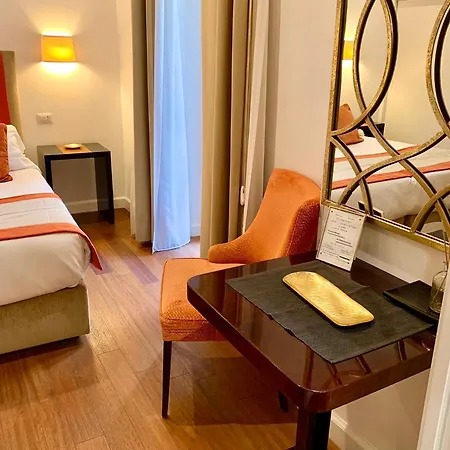 900 Piazza Del Popolo 3*