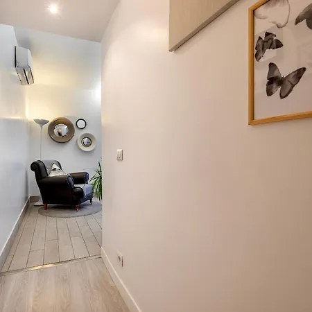 Terry's Place Apartment *