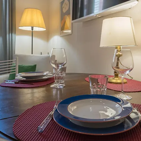 Happy Hours Trastevere Apartment