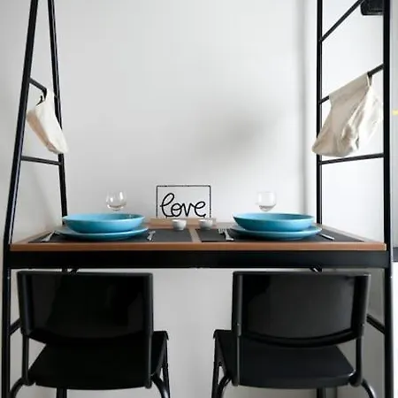 Peaceful Hideaway Apartment Rome