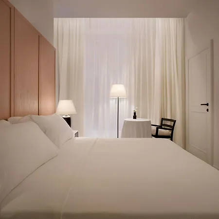 Bed & Breakfast Parisii Bocca Di Leone 88 *