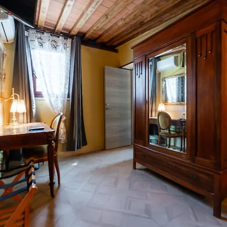 Luxury House In Green Appia Antica * Roma