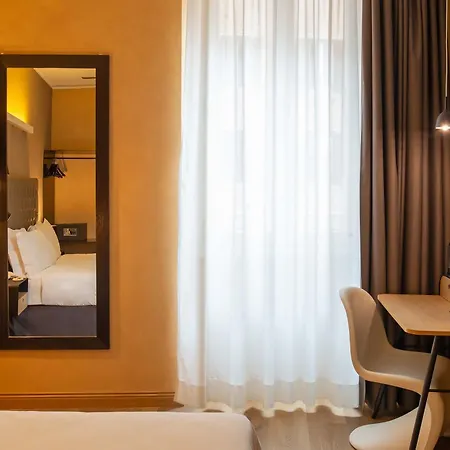 Elite Hotel