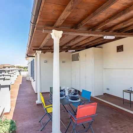 Argentina Penthouse By In Rome