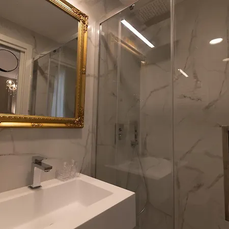Guest house De Vince - Luxury - Termini Rome