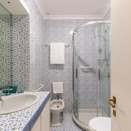 Iflat Trastevere Stylish 4 Bedroom Penthouse Apartment