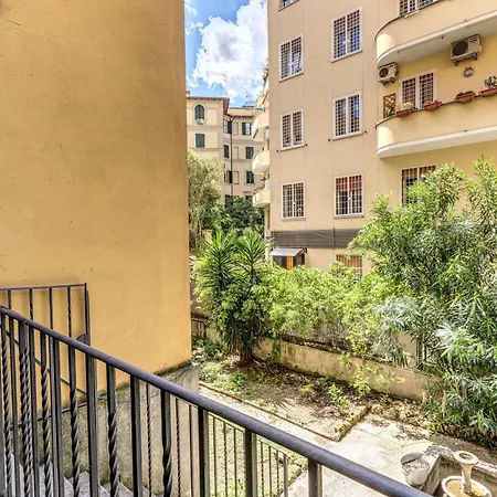 Residenza Nemorense Apartment