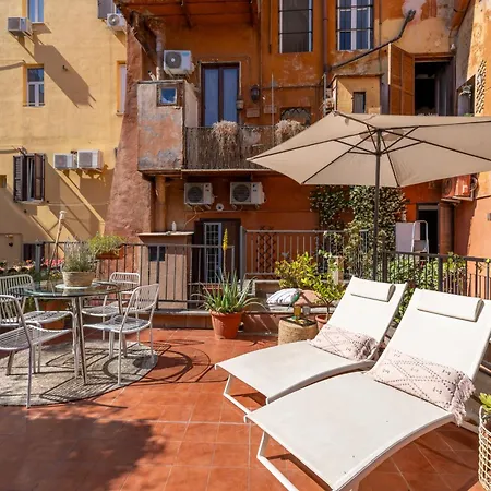 Apartment Domus Fori Imperiali *