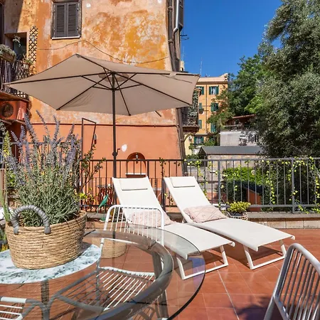 Domus Fori Imperiali Apartment *