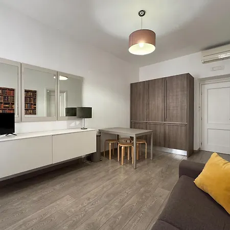 Apartment Banchi Vecchi A *