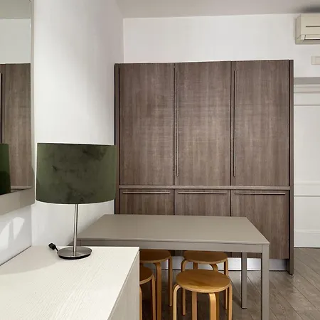 Apartment Banchi Vecchi A *
