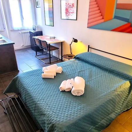 Cecilia House Rome