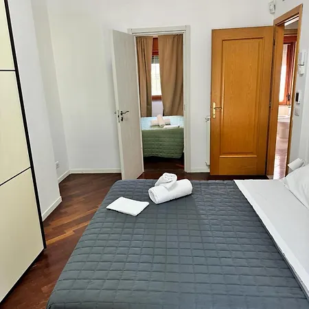 Dolcevita Eur 2 Luxury *