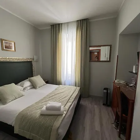 Ercoli House 2*