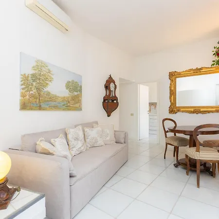 Tre Lune Penthouse By In Rome
