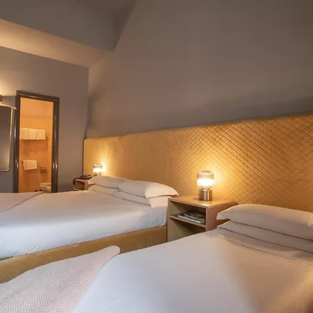 Milani Hotel