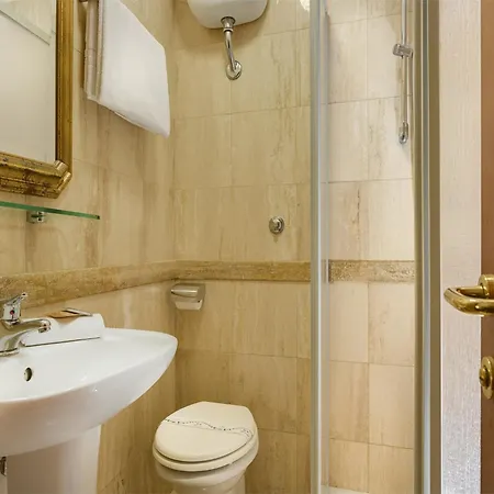 Aberdeen Hotel 3*