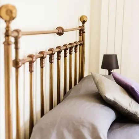 Guest house Maison Colosseo 3*