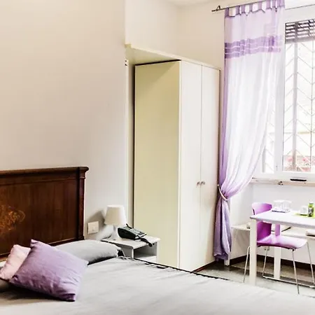 Maison Colosseo 3* Rome
