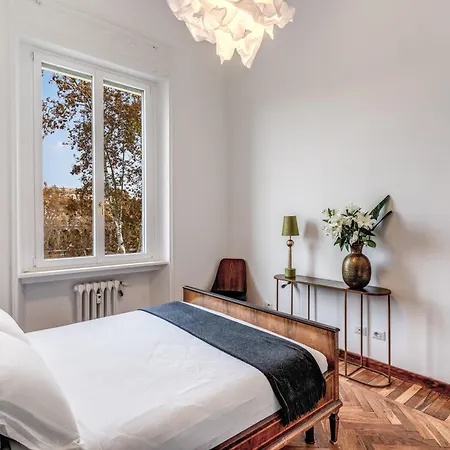Bed & Breakfast Tree Charme Trilussa Rome